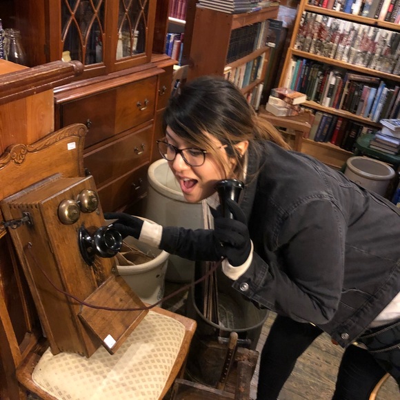 Meet your Posher, Cindy - Picture 1 of 1